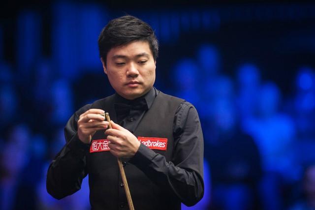 尽管饱受伤 尽管饱受伤