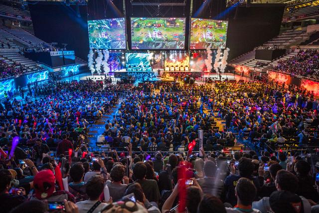 正在以一种 正在以一种